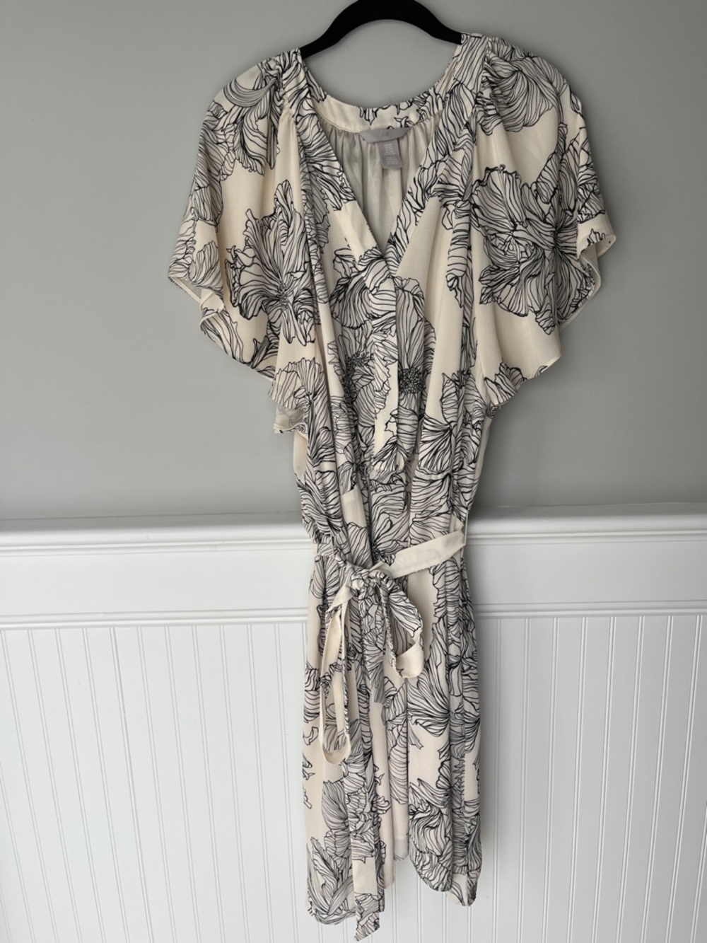 H&M Cream Black Floral Wrap Midi Dress XXL Tie Waist